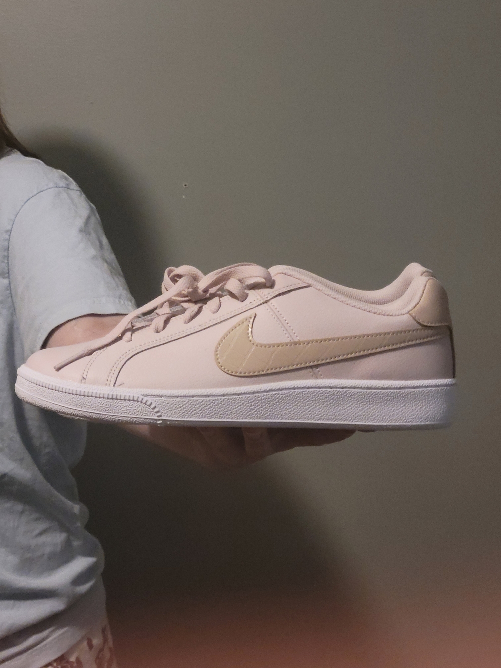 Women’s NIKE COURT ROYALE Pale Pink Sneaker with Beige Swoosh